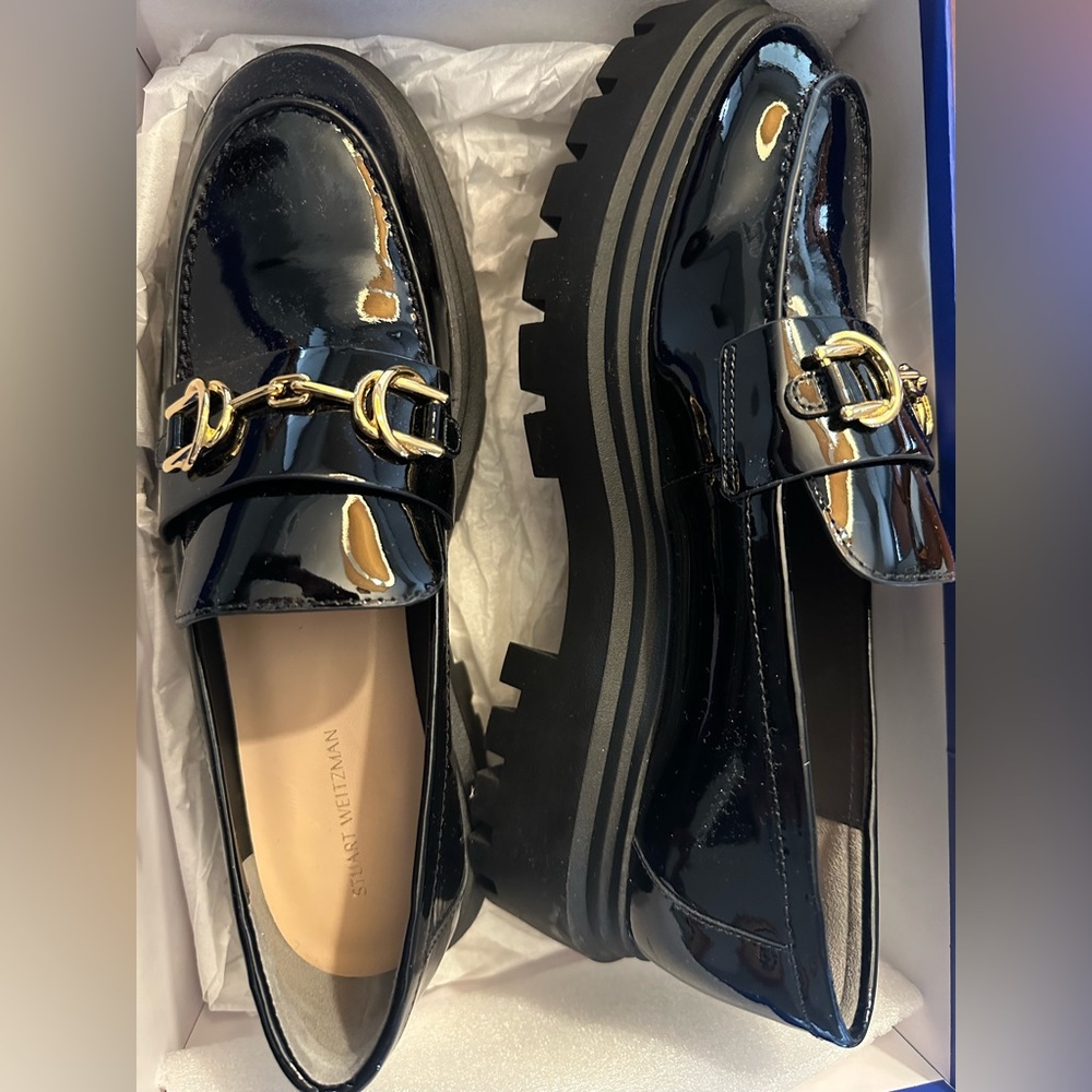 NWT Stuart Weitzman Owen Buckle Loafers